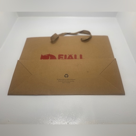 Fjällräven Brown Paper Shopping Bag - Picture 2 of 6
